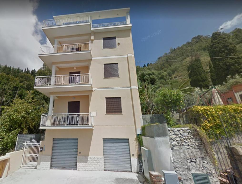 Baia Di Atlantide Leilighet Taormina Eksteriør bilde